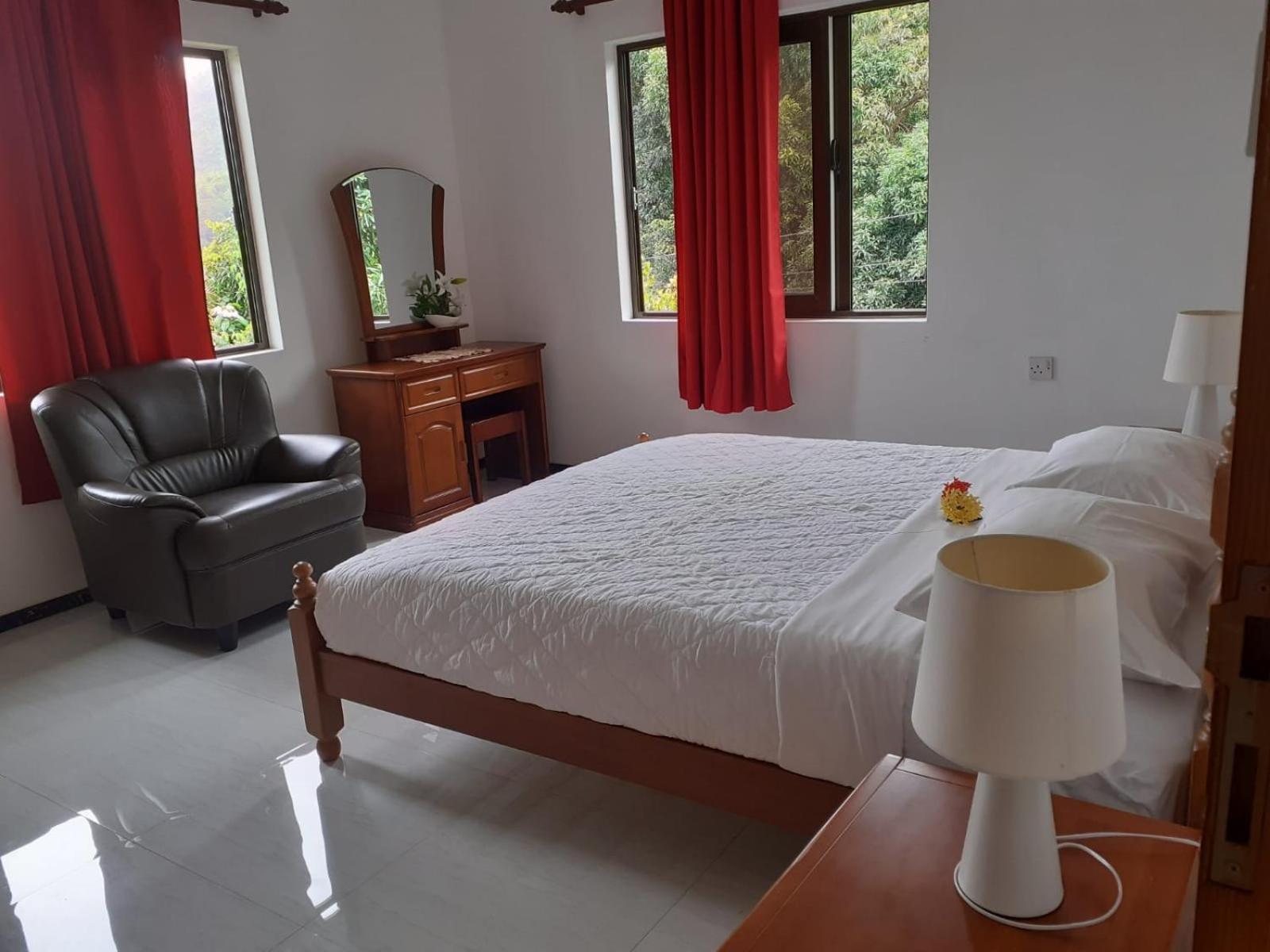 Gigi'S Self Catering Apartment Port Glaud Buitenkant foto
