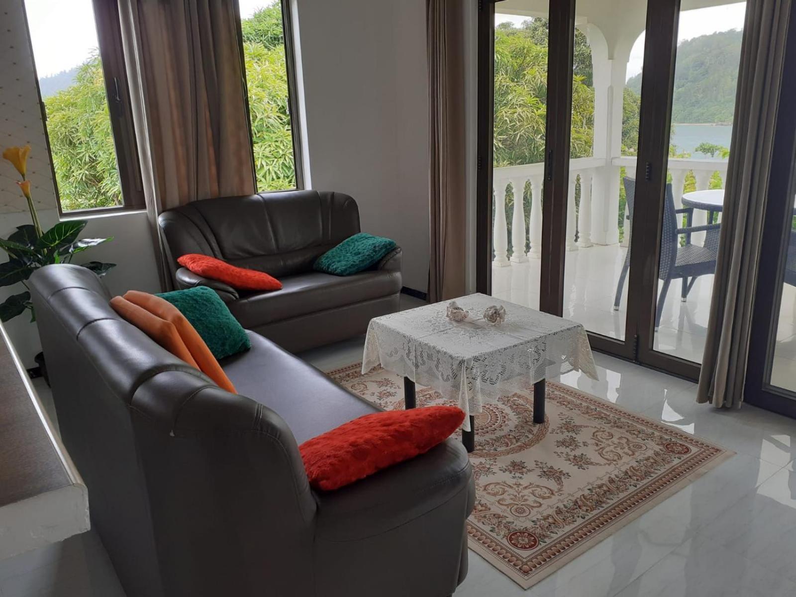 Gigi'S Self Catering Apartment Port Glaud Buitenkant foto