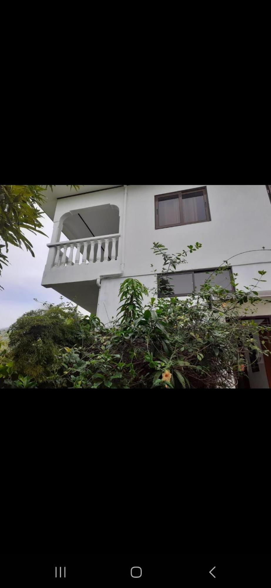 Gigi'S Self Catering Apartment Port Glaud Buitenkant foto